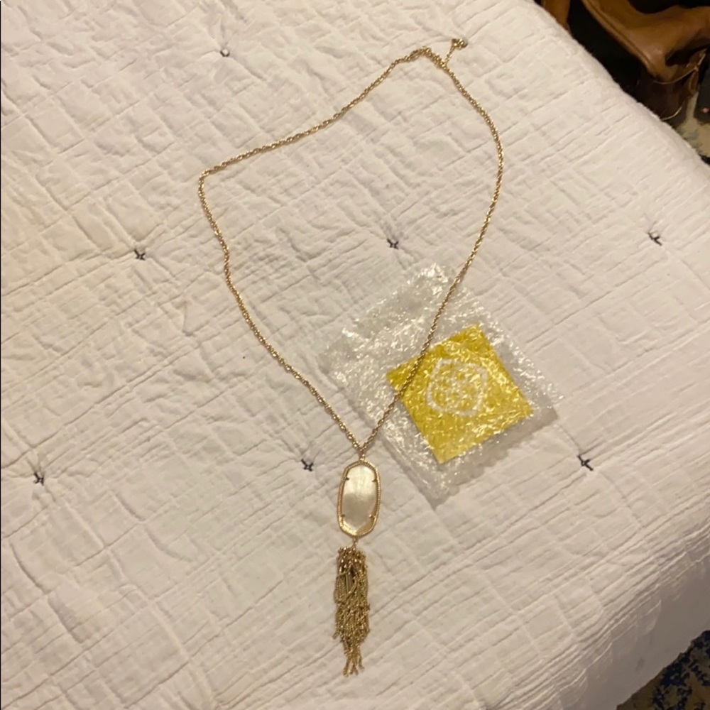 Kendra Scott Necklace